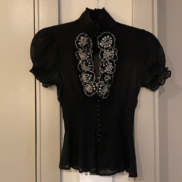 Bebe Silk Chiffon Flower Keyhole Top - Picture 1 of 4